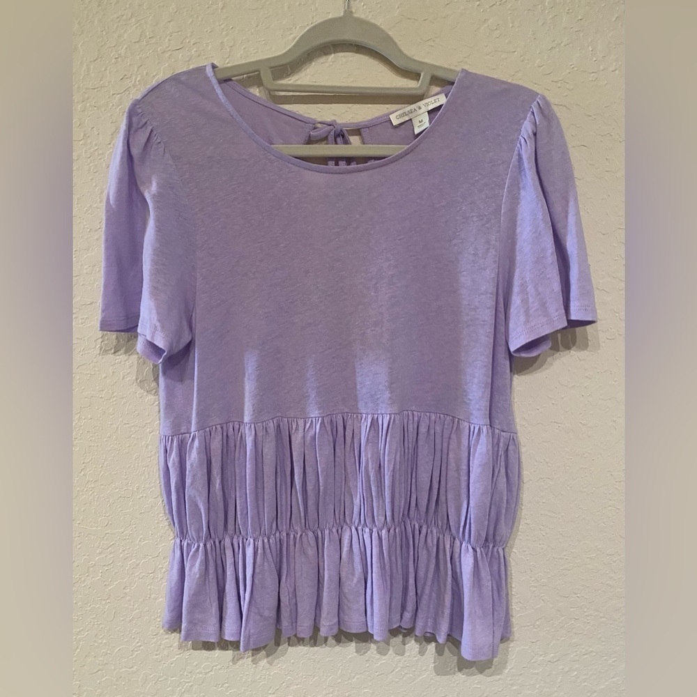 Chelsea & Violet Smocked Bottom Top Size M